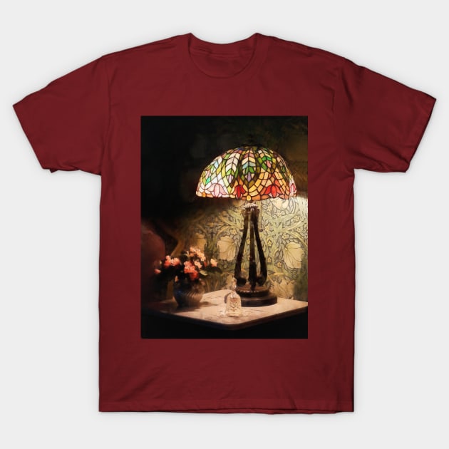 Americana - Stained Glass Lamp and Vase of Flowers T-Shirt by SusanSavad